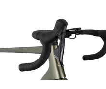 Cargar imagen en el visor de la galería, CANNONDALE RUTA 700 SUPERSIX EVO CARBON DISC RIVAL AXS